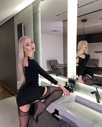 Full leaked Blncngl page private onlyfans photo