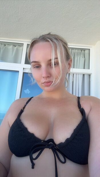 Full leaked Blondehun private onlyfans photo