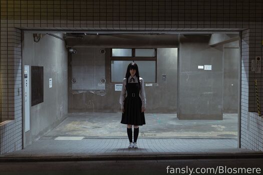 Full leaked Blosmere private onlyfans photo