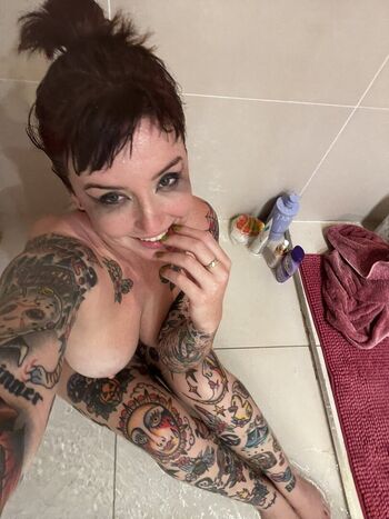 Full leaked Blossyblue private onlyfans photo