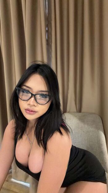 Full leaked Bluntviews private onlyfans photo