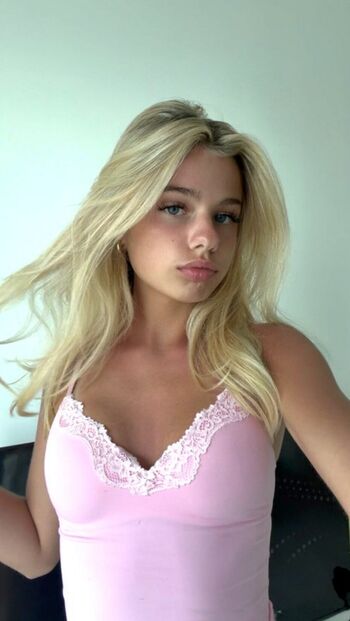 Bobbie Moore