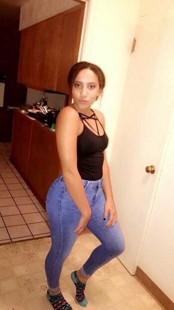Full leaked Bobbie private onlyfans photo