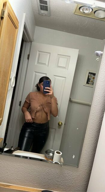 Full leaked Bobbie private onlyfans photo
