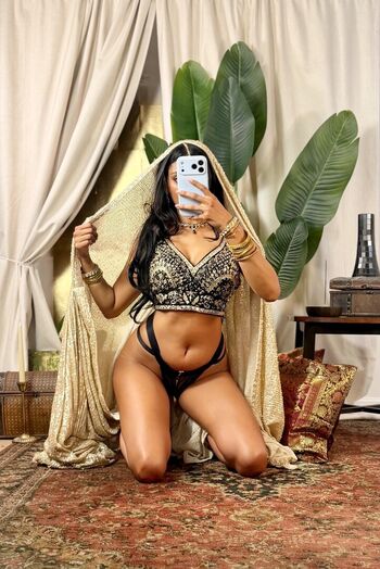 Bollywoodtrapqueen