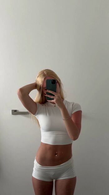 Full leaked Bombette martin private onlyfans photo