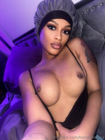 Full leaked Bombshell page private onlyfans photo