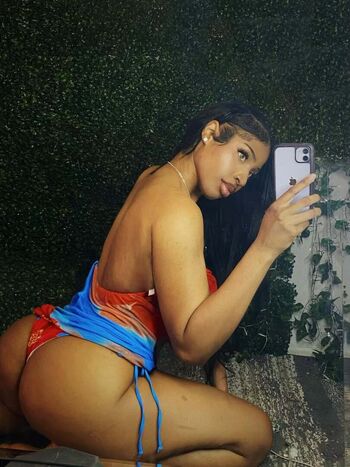 Full leaked Bonberri private onlyfans photo