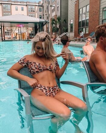 Full leaked Boutinela babes  page private onlyfans photo