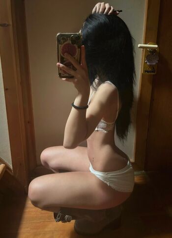 Full leaked Bowtoisa private onlyfans photo