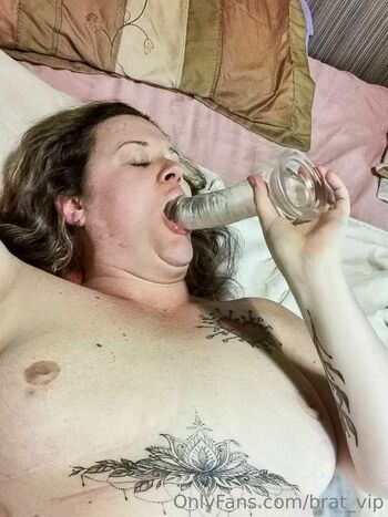 Full leaked Brat vip private onlyfans photo