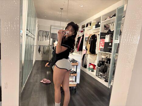 Full leaked Bratkylani private onlyfans photo