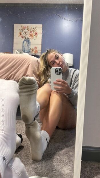 Full leaked Brattibell private onlyfans photo