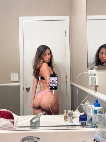 Full leaked Brattycyn private onlyfans photo
