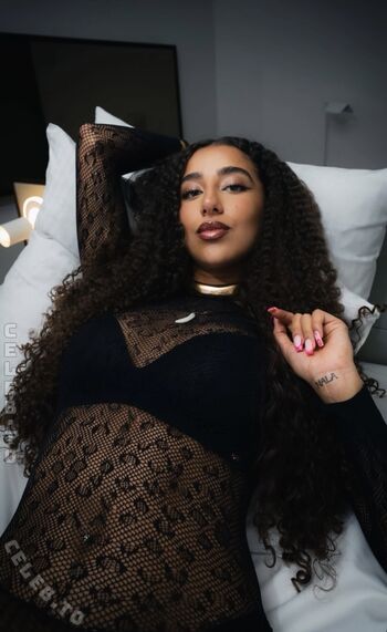 Full leaked Brazil mommy private onlyfans photo