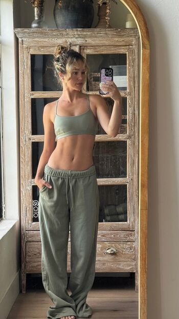 Full leaked Brec bassinger private onlyfans photo
