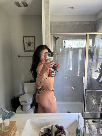 Full leaked Brialora private onlyfans photo
