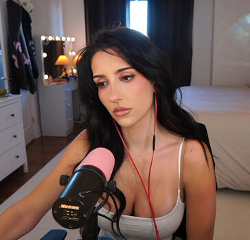 Full leaked Brieanneroksa private onlyfans photo