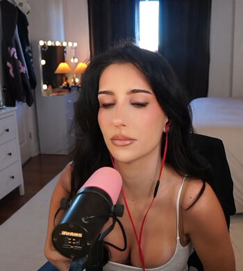 Full leaked Brieanneroksa private onlyfans photo