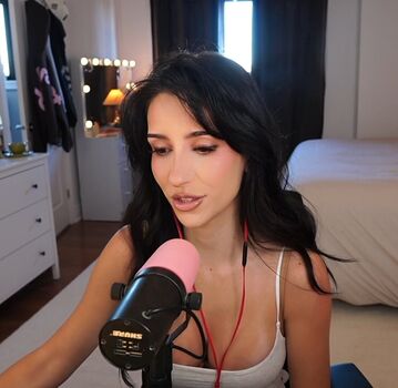 Full leaked Brieanneroksa private onlyfans photo