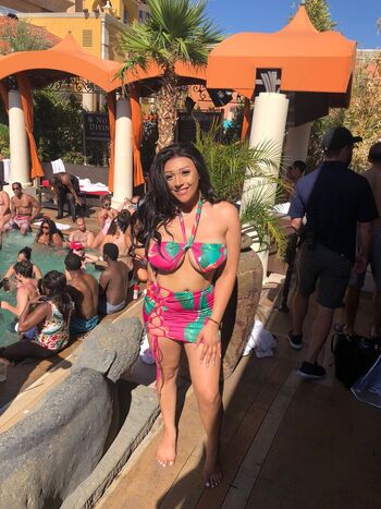 Full leaked Brinanadine page private onlyfans photo