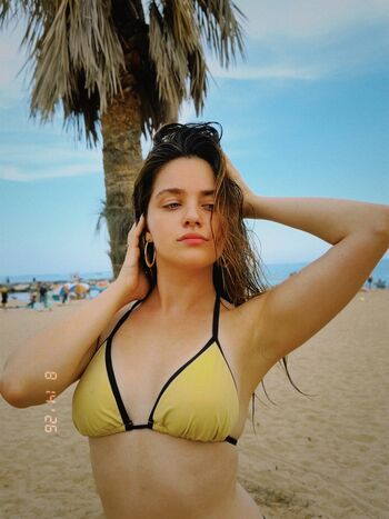 Full leaked Broocoline private onlyfans photo