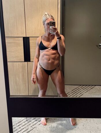 Full leaked Brooke wells private onlyfans photo