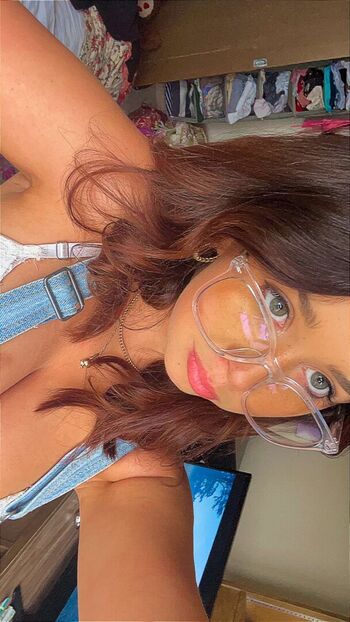 Full leaked Brookierenaee private onlyfans photo