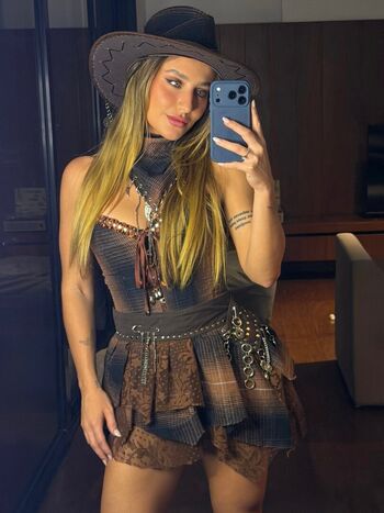 Full leaked Bruna griphao page private onlyfans photo