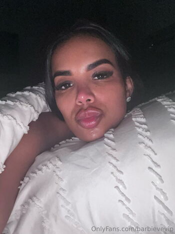 Full leaked Brunettebarbie ve  page private onlyfans photo