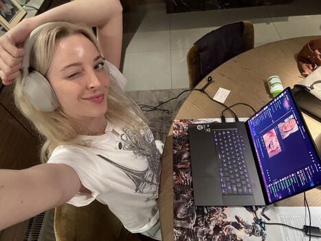 Full leaked Bubbell page private onlyfans photo