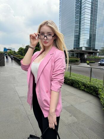 Full leaked Bulebarbie official private onlyfans photo