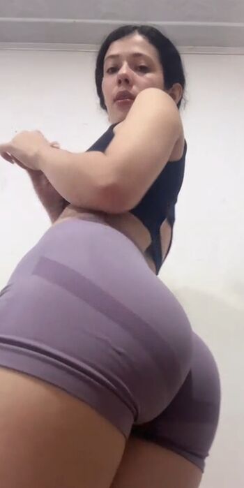 Full leaked Bulmaqueen private onlyfans photo