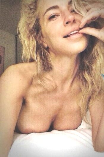 Full leaked Burcu esmersoy private onlyfans photo