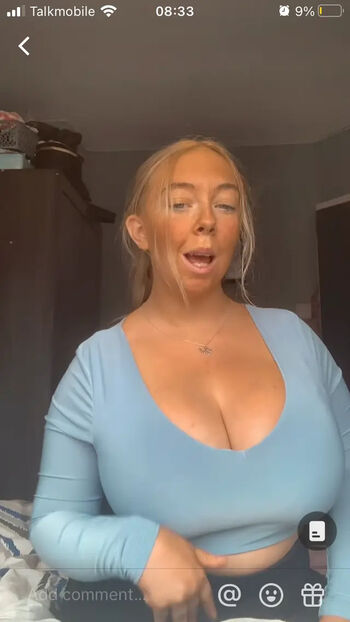 Full leaked Busty antonia page private onlyfans photo