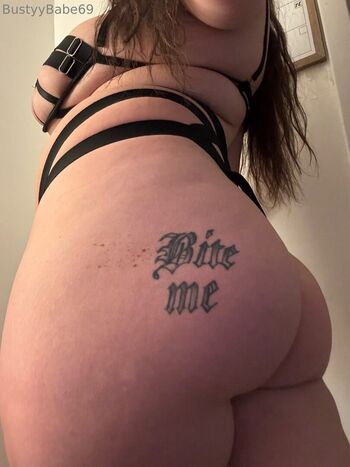 bustyybabe69