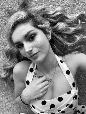 Full leaked Busy b asmr page private onlyfans photo