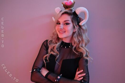Full leaked Busy b asmr page private onlyfans photo