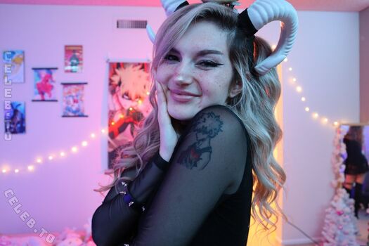 Full leaked Busy b asmr page private onlyfans photo