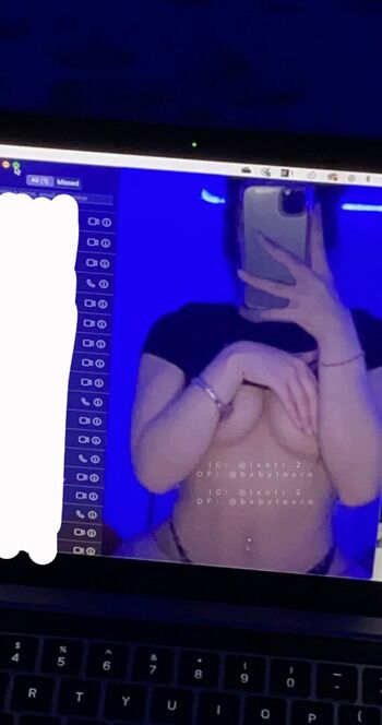 Full leaked Bxbylaura page private onlyfans photo