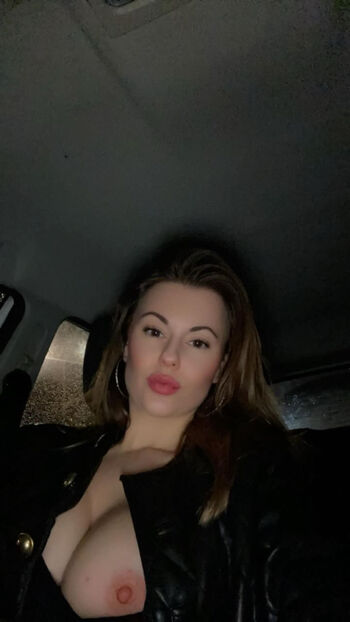 Full leaked Caarlita private onlyfans photo
