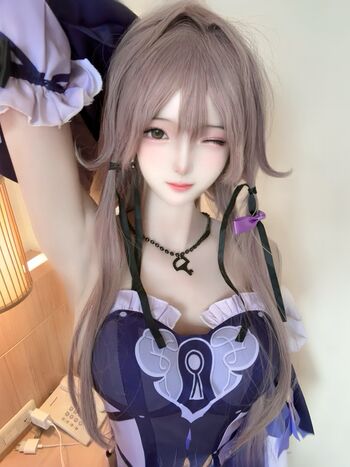 Full leaked Caeshy s private onlyfans photo