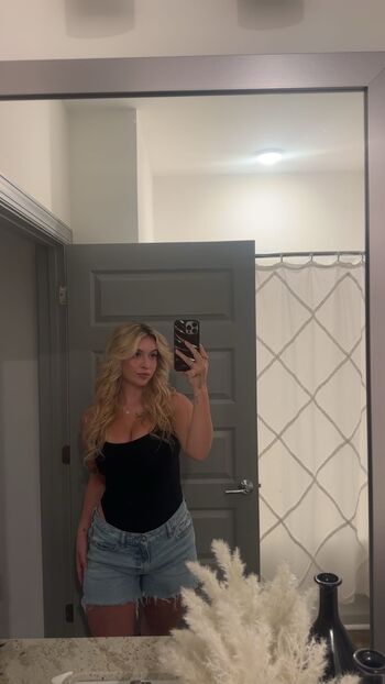 Full leaked Caitlin betterly private onlyfans photo
