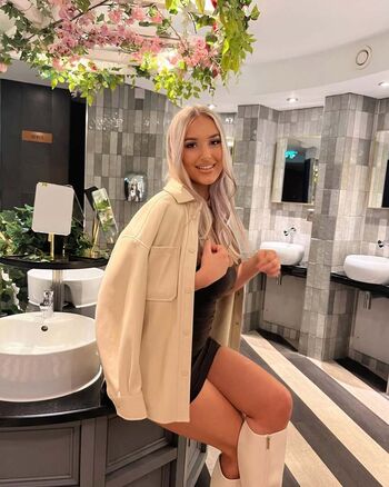 Full leaked Caitlin perriam page private onlyfans photo