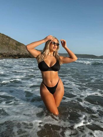 Full leaked Caitlin perriam page private onlyfans photo