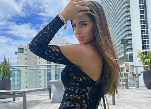 Full leaked Caitlin strez private onlyfans photo