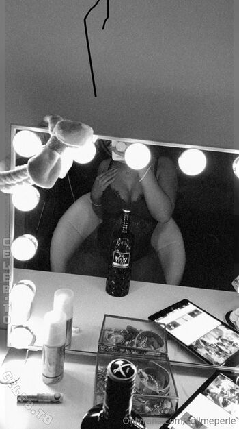 Full leaked Callmeperle private onlyfans photo