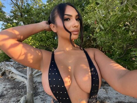 Camila Bernal