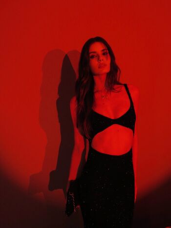 Camila Queiroz