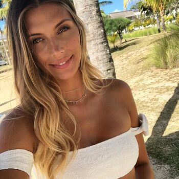 Camille cerf page leaked photo video viral